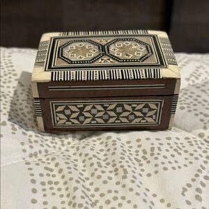 Egyptian Inlaid Mother of Pearl Beech Wood Handmade Squares Jewelry Trinket Box